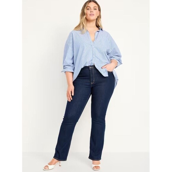 Old Navy Denim - Old Navy Diva Bootcut Jeans 20 Pre-Owned Crater Lake Wash Classic Fit Denim